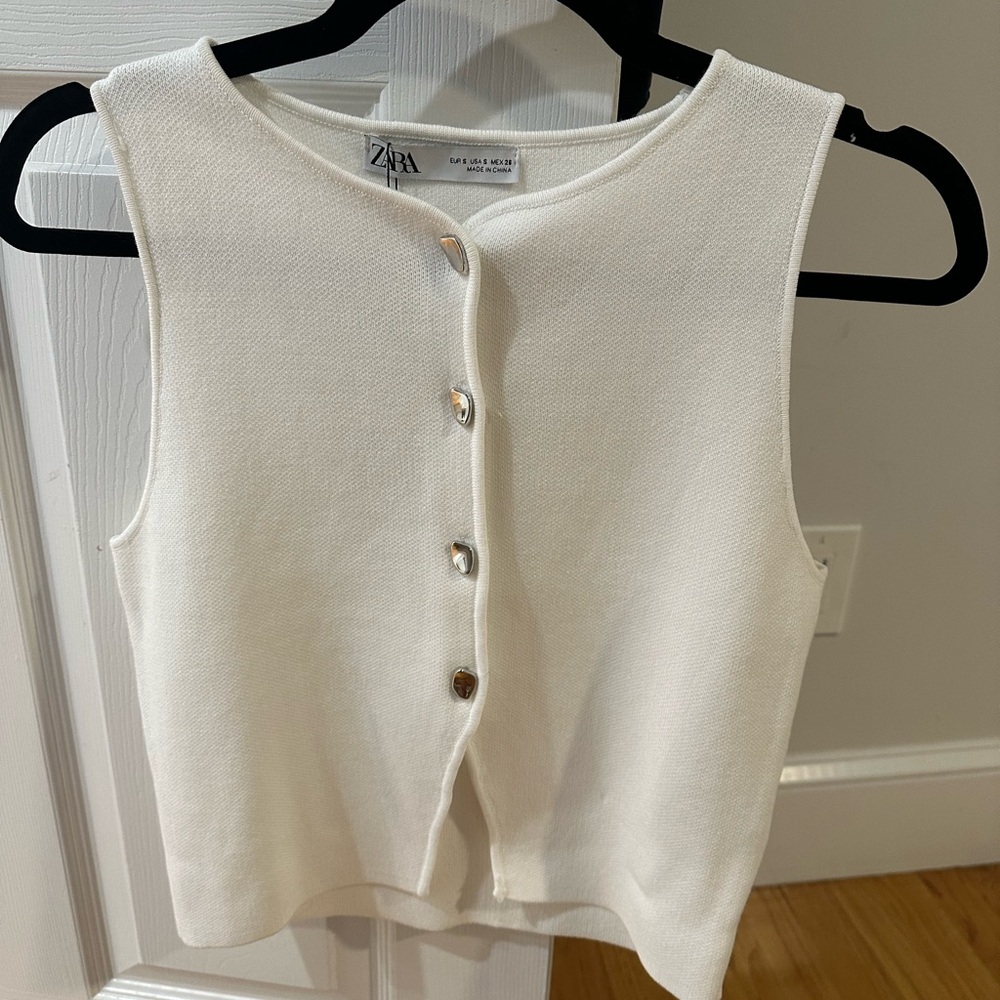 Zara Cream Sleeveless Knit Top